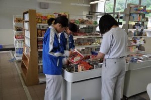 流通2年品出し