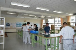 流通ｻｰﾋﾞｽ (2)